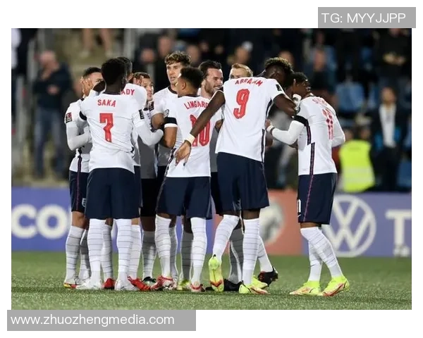 广州篮球队以84分领跑世界杯积分榜展现强劲实力和出色表现